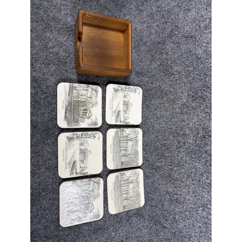 University of Delaware Coasters Set of 6 with Wood Caddy